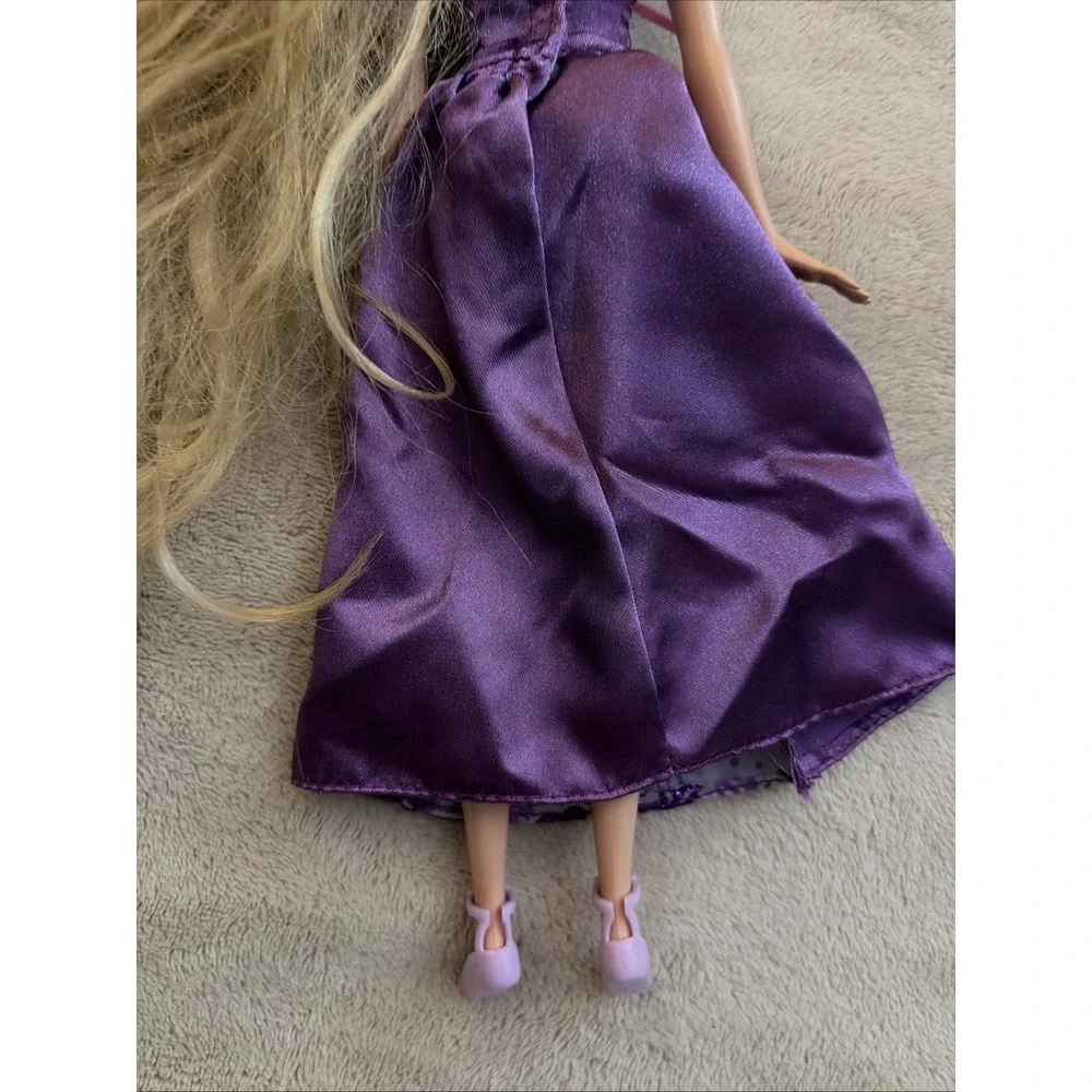 Disney Tangled Featuring Rapunzel Fashion Doll‎